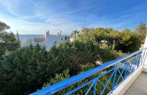 Saronida House | Beautiful villa 100m from the sea