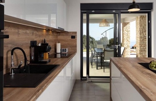 Bregi Villa | Beautiful Villa Askim Prestige