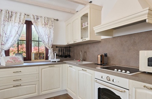 Cancini Villa | Beautiful Villa Bellissima with a pool