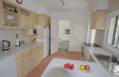 Sant Tomas Villa | Beautiful Villa, private pool, 5 min walk to beach/local amenities, 4 bathrooms