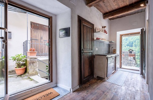 Bognanco House | Beautiful villa for 2 people with TV, terrace, pets allowed and parking