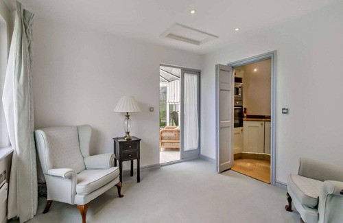 Horseheath House | Beautiful villa for 12 people with WIFI and pets allowed
