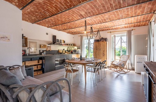 Portacomaro House | Beautiful villa for 4 people with private pool, WIFI, TV, terrace and parking