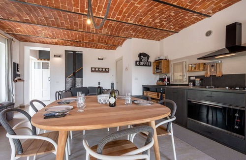 Portacomaro House | Beautiful villa for 4 people with private pool, WIFI, TV, terrace and parking