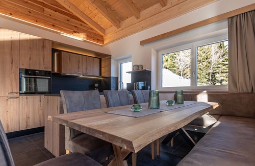 Radstadt Villa | Beautiful villa for 6 people with WIFI, TV, balcony, panoramic view and parking