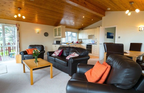 Saint John House | Beautiful villa for 6 guests with pool, WIFI, TV, balcony and parking