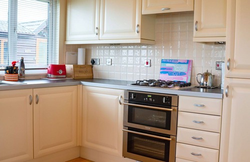 Saint John House | Beautiful villa for 6 guests with pool, WIFI, TV, balcony and parking