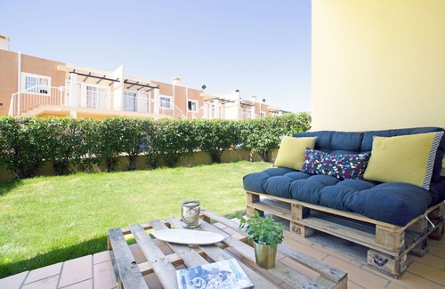 Pera House | Beautiful villa for 6 people with WIFI, pool, A/C, TV, terrace and parking