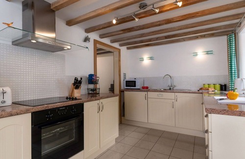 Pantymwyn House | Beautiful villa for 2 guests with WIFI, TV and parking