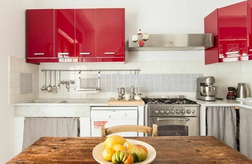 Cinquale Villa | Beautiful villa for 5 people with WIFI, A/C, TV, terrace, pets allowed and parking