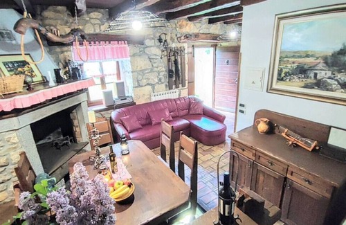 Krkuz Villa | Beautiful Villa Ida & Mirko with pool in Buzet