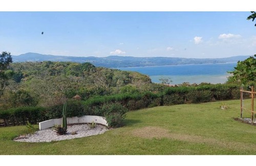 Arenal Apartment | Beautiful villa in front of lake Arenal Apt. #1
