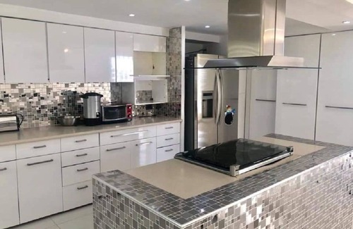 Punta Cancun House | Beautiful Villa in front of Lagoon, in the heart of the hotel zone of Cancun
