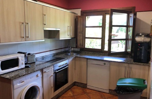 Meluerda House | Beautiful villa in meluerda with pool