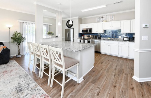 Myrtle Beach Villa | Beautiful Villa in Myrtle Beach within 4 min walk to the beach