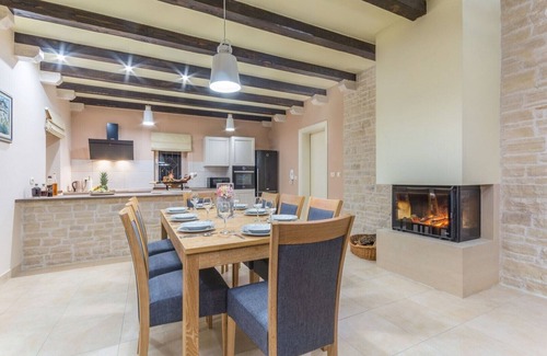 Drnis Villa | Beautiful Villa Marija Hrast with private Pool