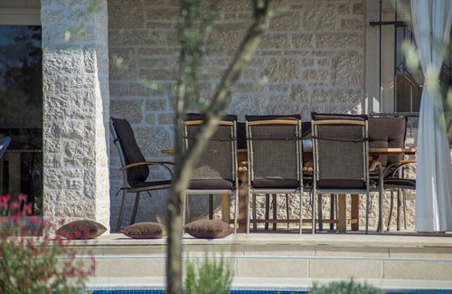 Drnis Villa | Beautiful Villa Marija Hrast with private Pool
