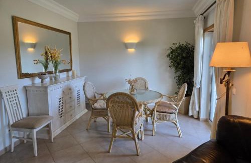 Funchal Villa | Beautiful Villa on Boavista Golf Resort - Daily Service & Spa Access