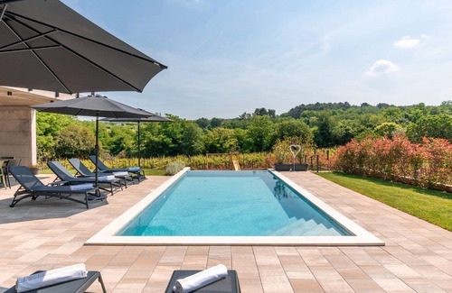 Farini Villa | Beautiful Villa Perlin with pool in Visnjan
