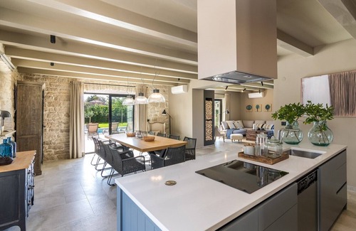 Matohanci Villa | Beautiful Villa San Martino with pool near Rovinj, away from the crowds and surrounded by the calmness of nature.