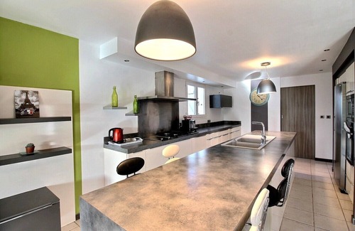 Portiragnes Villa | Beautiful Villa with Large Heated Pool and Sea Water, 5 km from the Beach