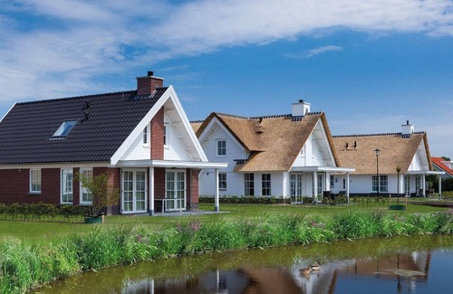 Municipality of Noordwijk Villa | Beautiful villa with two bathrooms, in Noordwijk