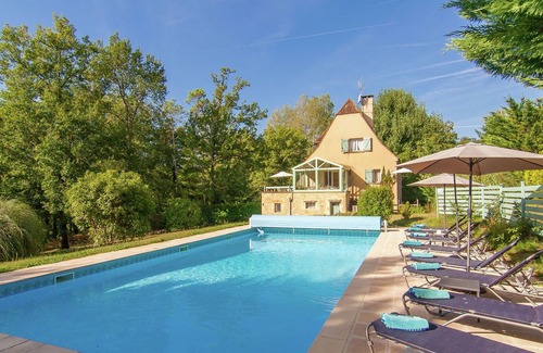 Masclat Villa | Beautiful Villa with Private Pool in Masclat