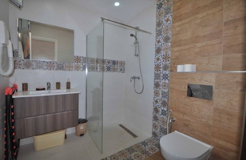 Midoun Villa | Beautiful villa with swimming pool not overlooked