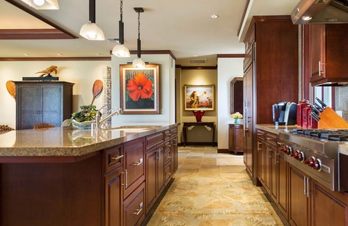 Kamuela Villa | 🌺Beautiful Waiulaula Villa - Ocean and Golf Views - Entertaining Lanai Galore!