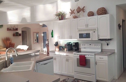 Gulf Cove House | Beautiful Waterfront3BR2BA