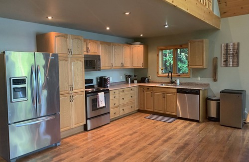 Dysart et al Cottage | Beautiful Waterfront Cottage on Picadilly Bay, located on Redstone Lake