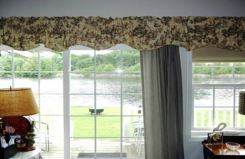 Lake Luzerne House | Beautiful Waterfront - Skiing/Snowboarding/Snow Mobile near house
