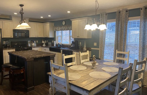 Jones Mills House | Beautiful Waterfront 3 Bed/2 bath Hideaway. GREAT FLAT YARD!