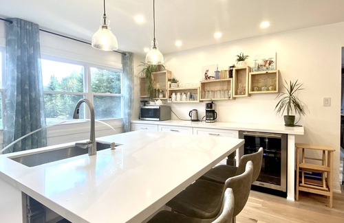 McDougall Cottage | Beautiful Waterfront Cottage w/Swim Spa Hot Tub, Sleeps 19