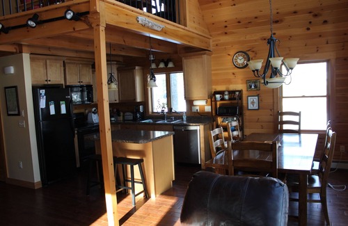Bridgton Cabin | Beautiful waterfront log cabin on pristine Maine lake