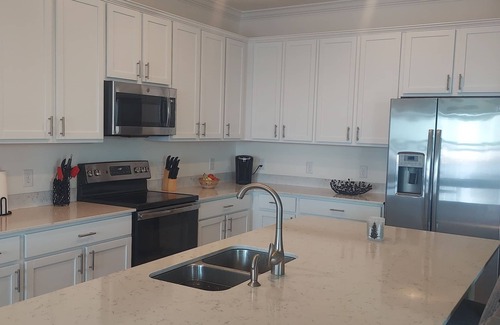 Bradenton Condo | Beautiful Waterfront Condo in Gated Community