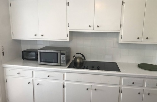 Indian Creek Villa | Beautiful Wide Bayfront Villa la Vue unit