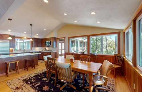 Moultonborough House | Beautiful Winnipesaukee Views Sleeping 10