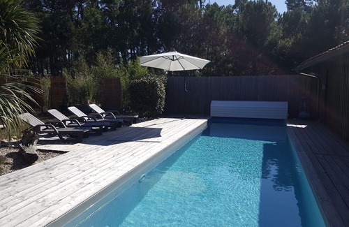 Vensac Villa | beautiful wooden villa 800 meters from the beaches and amenities. Accepted animals.