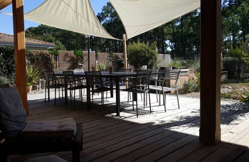 Vensac Villa | beautiful wooden villa 800 meters from the beaches and amenities. Accepted animals.