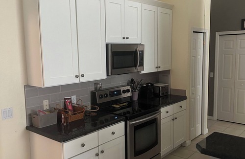 North Port Villa | Beautiful Woodhaven Estates Villa 25 Minutes From Gulf Beaches!
