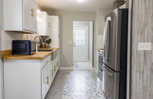 Dickson Other | Beautifull farm house located in Dickson, TN- ONLY 54 mins to downtown Nashville