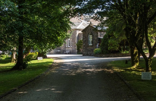 Orton Cottage | Beautifully appointed cottage in extensive grounds