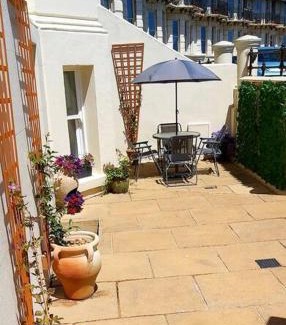Folkestone Apartment | Beautifully appointed, period seaside apartment