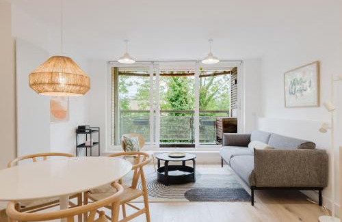 Hackney Central Apartment | Beautifully Curated 2BD Flat Heart of East London