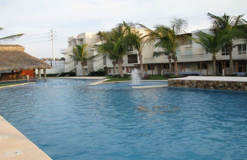 La Poza Apartment | Beautifully decorated and best location in Acapulco
