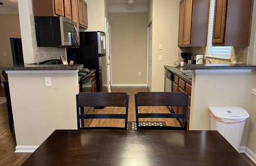 Provincetowne Apartment | Beautifully decorated 2BR 2BA apartment home heart of Ballantyne