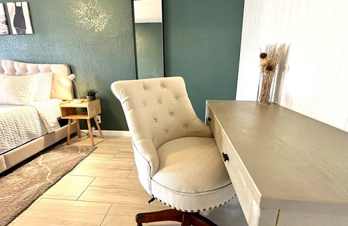 Heritage House | Beautifully Designed Home by SeaWorld & Lackland