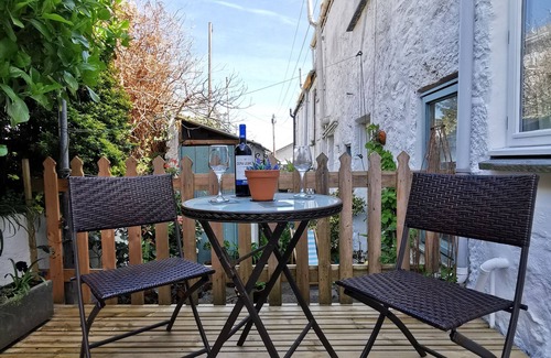 Newlyn Cottage | Beautifully presented former Fishermans Cottage and Pet Friendly