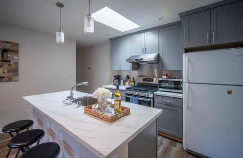 Blackford House | Beautifully Remodel & convenient 3bd/3ba @San Jose